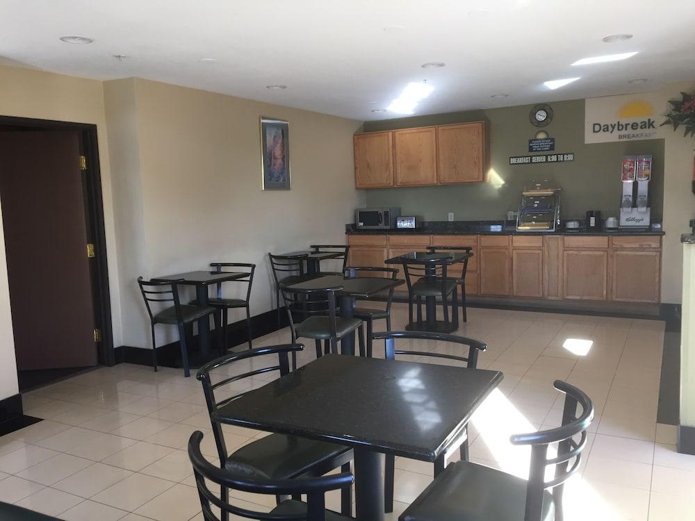 Days Inn By Wyndham Tucson Airport Zewnętrze zdjęcie