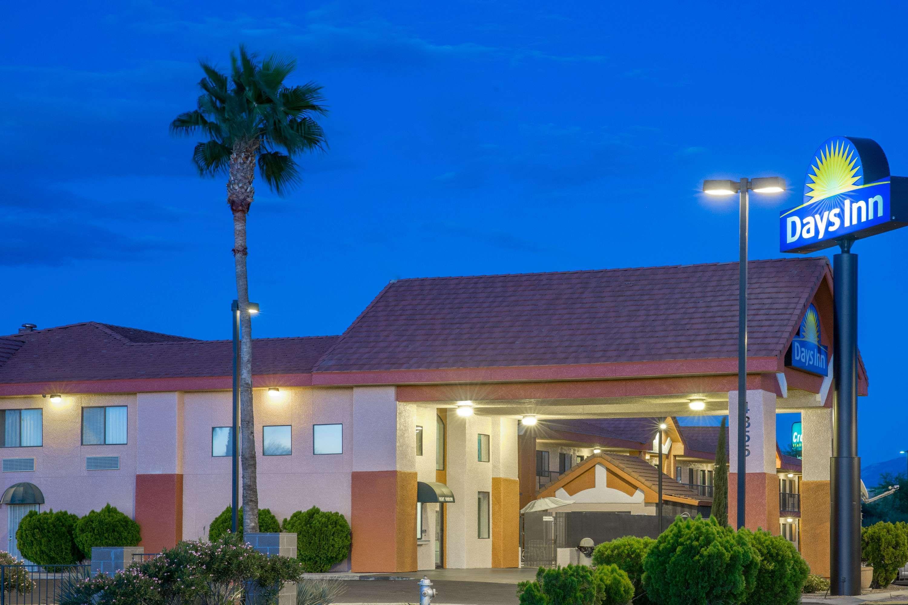 Days Inn By Wyndham Tucson Airport Zewnętrze zdjęcie