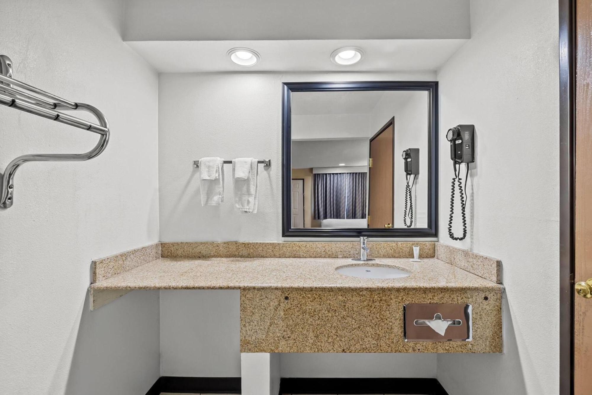 Days Inn By Wyndham Tucson Airport Zewnętrze zdjęcie