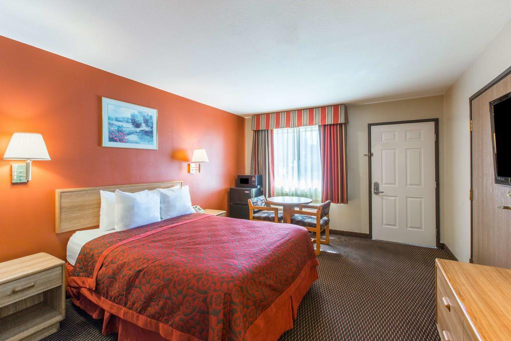 Days Inn By Wyndham Tucson Airport Zewnętrze zdjęcie